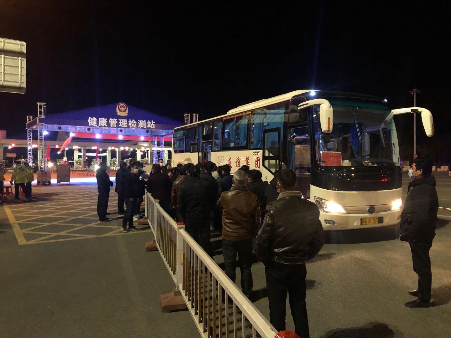 AG�ι��ּ���ר���ж���������Ա�����ڣ�